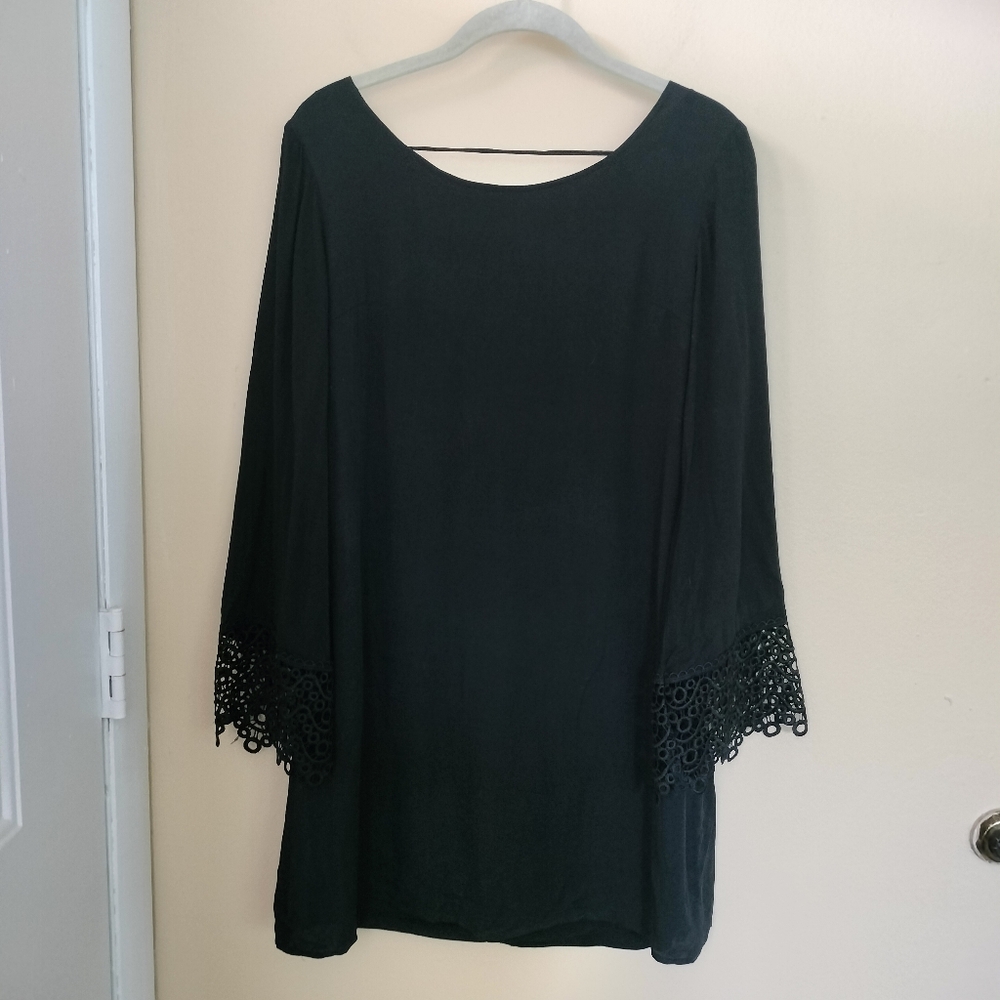 Doe & Rae Chic Black lightweight dress Lace Sleeve S beach cruise vacation